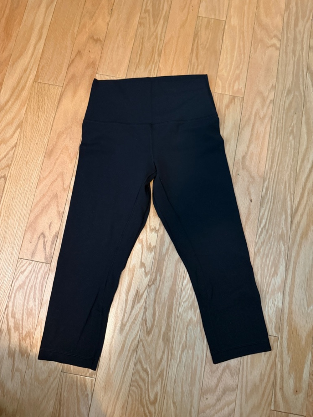 Lululemon Align High Rise Cropped Short Leggings